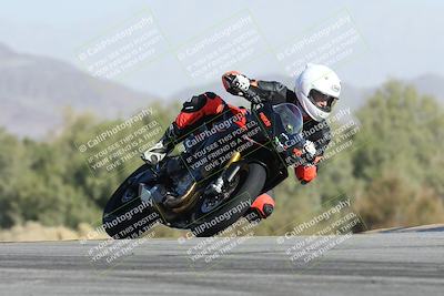 media/Dec-01-2025-Moto Forza (Mon) [[2daa91e15f]]/2-Intermediate Group/Session 2 Turn 9 Entry/